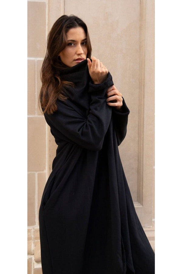 Lux Black Duster