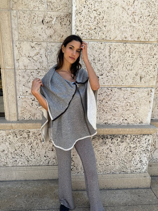 Gray Sweatshirt Zipper Hoodie Ponch