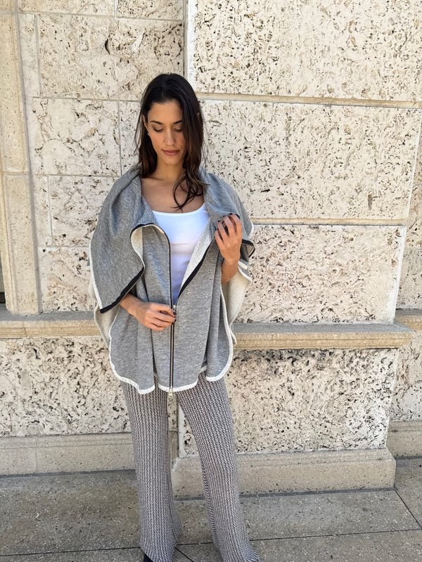 Gray Sweatshirt Zipper Hoodie Ponch